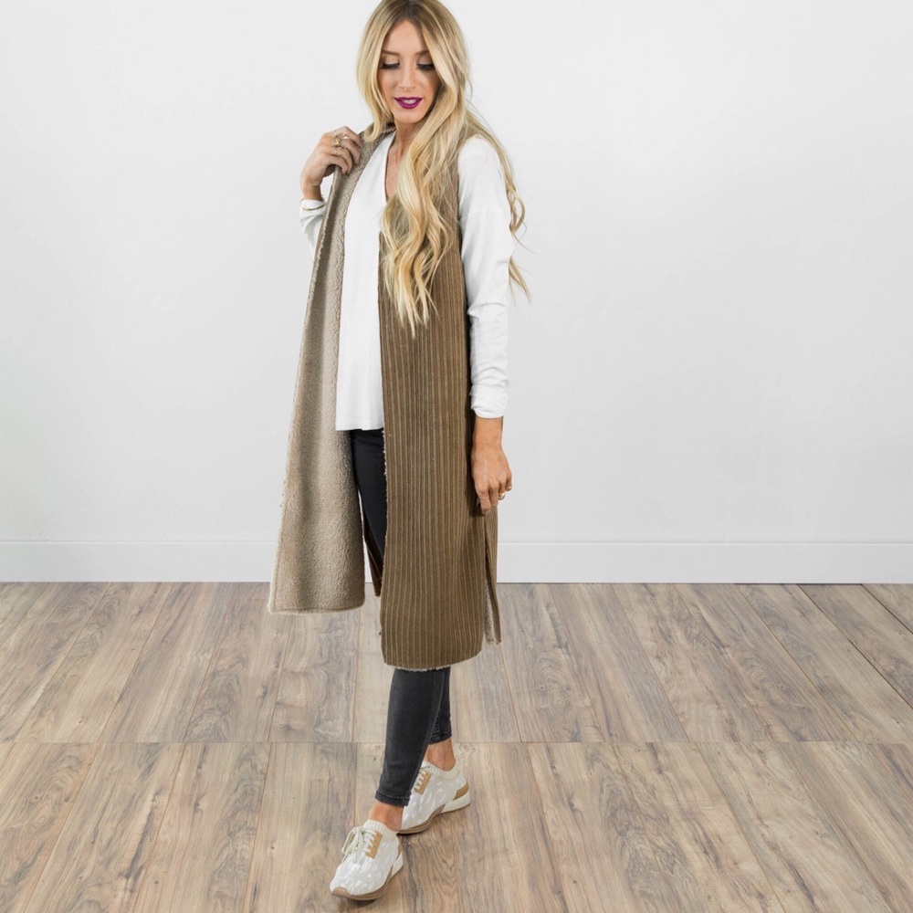 Camel Vest